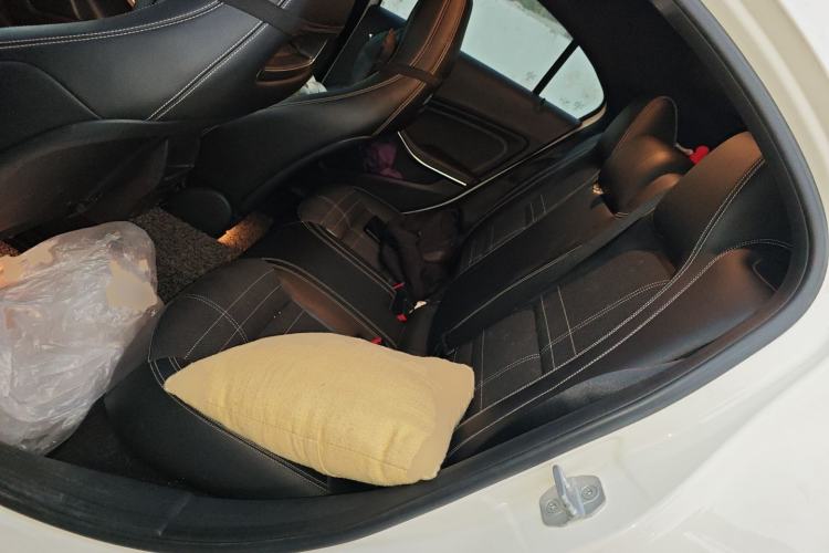 Used Mercedes-Benz A-Class 2015 A 200 Fashion Model
