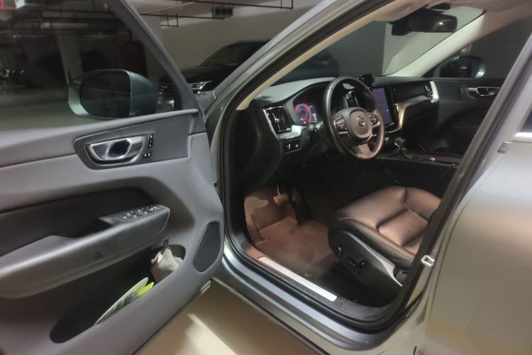 Used Volvo XC60 2020 T5 4x4 Zhiyi Luxury Edition Driver Seat