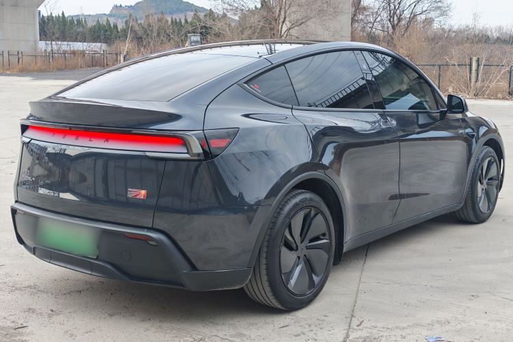 Used Tesla Model Y 2025 Rear-Wheel Drive First Edition
