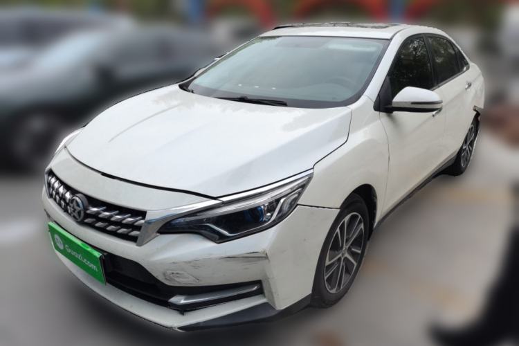 Used Venucia D60 2018 1.6L CVT Smart Connect Elite Edition