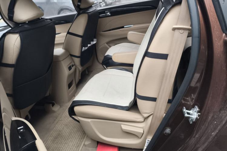 Used Baojun 730 2016 1.5L Manual Comfort Version 7 Seats China V Emission Standard
