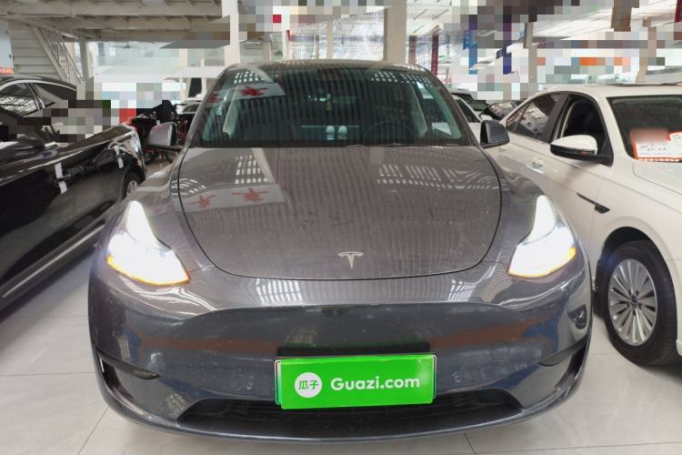 Used Tesla Model Y 2023 Rear-Wheel-Drive Version Front
