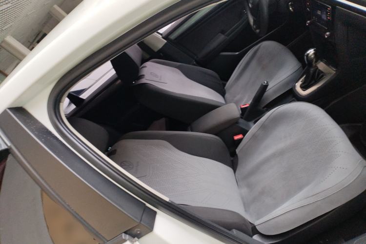 Used Volkswagen Bora 2016 1.6L Automatic Fashion Model
