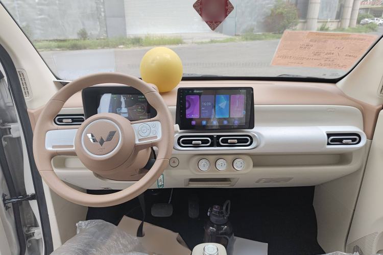 Used Wuling Hongguang MINIEV 2024 3rd Generation 215km Youth Edition