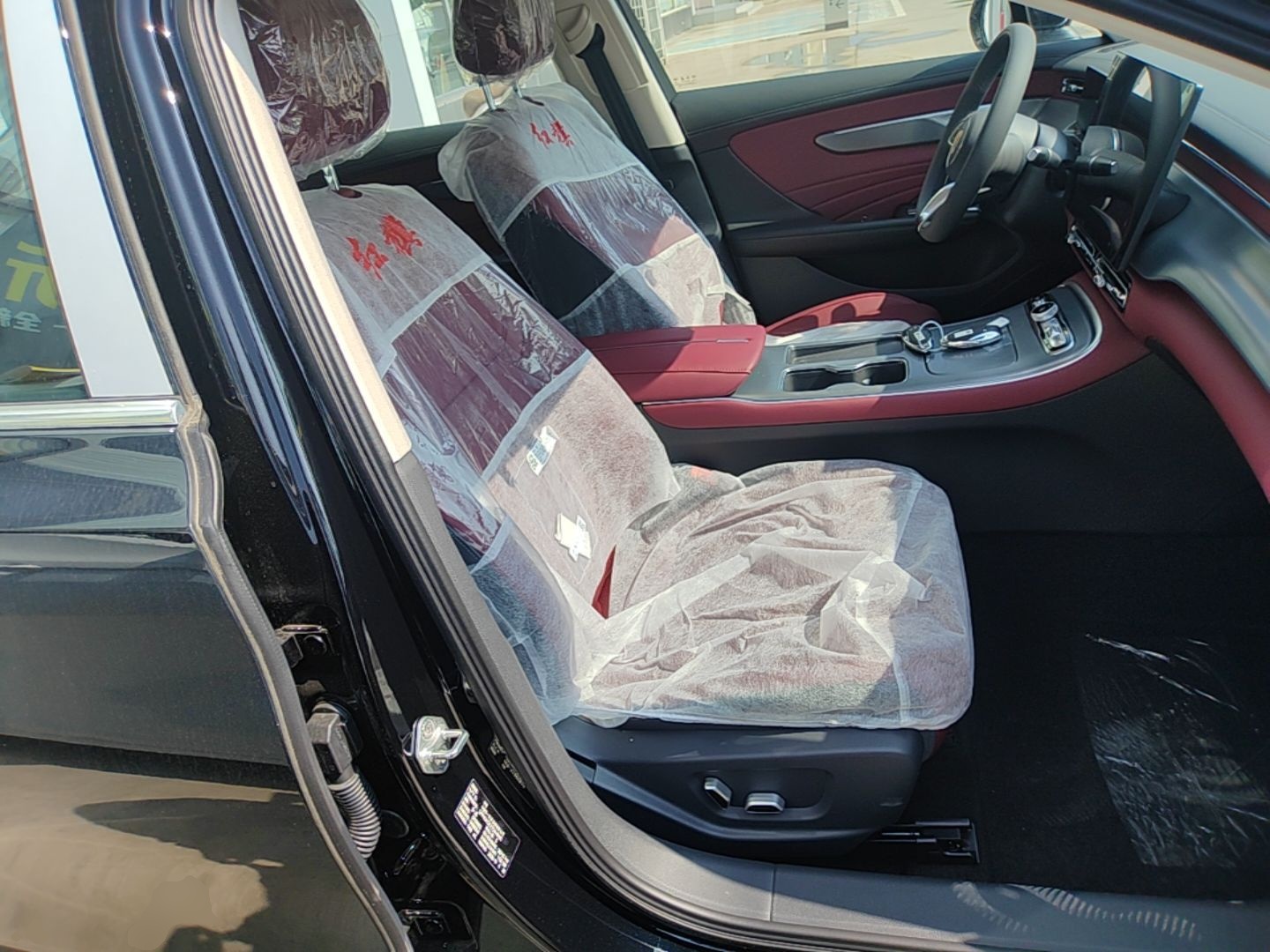 Hongqi H5 2026 Model 1.5T DCT Qi Yun Pro Edition — снимка 19