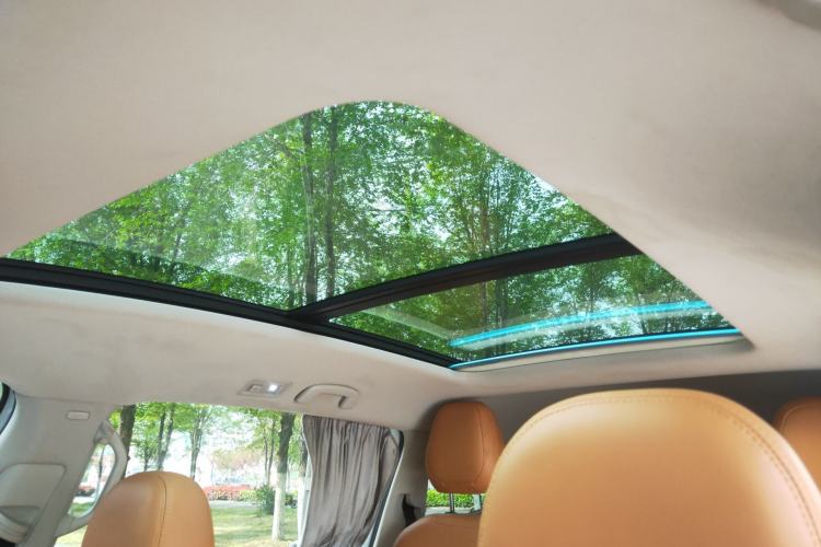 Used Volkswagen Viloran 2020 330TSI Business Edition Headliner