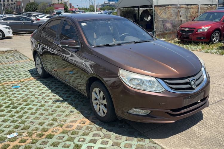 Used Baojun 630 2014 1.5L manual Comfort trim level