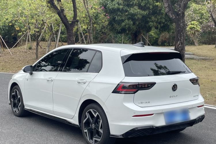 Used Volkswagen Golf 2025 300TSI R-Line