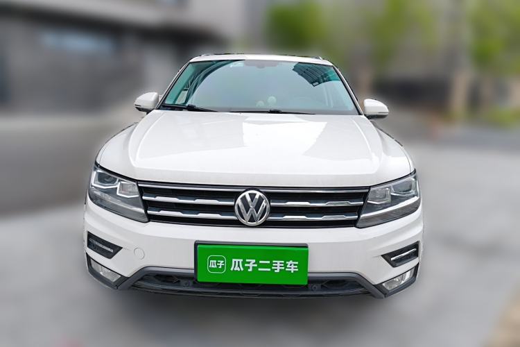 Used Volkswagen Tiguan L 2019 Revised 330TSI Automatic Two-Wheel Drive Smart & Luxury Edition China VI Standard Front