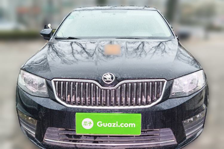 Used Skoda Octavia 2017 Classic Model 1.6L Manual Comfort Edition
