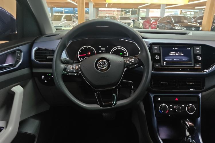 Used Volkswagen T-Cross 2019 1.5L Automatic Comfort Edition Steering Wheel