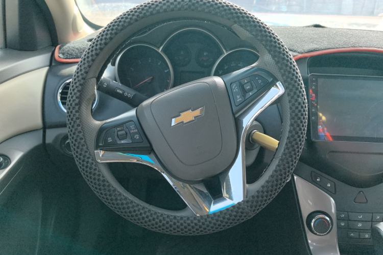 Used Chevrolet Cruze 2015 1.5L Classic SE AT
