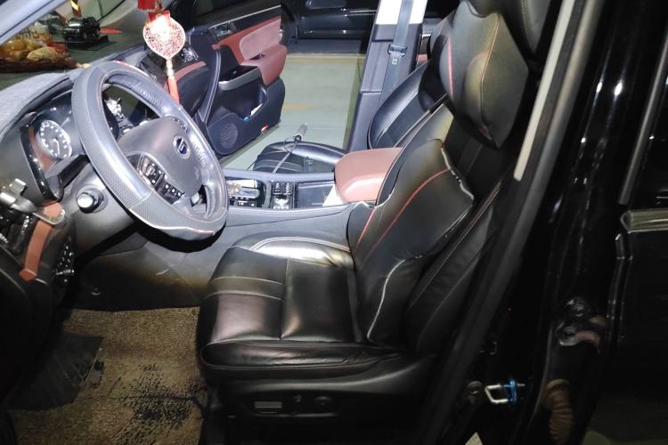 Used GAC Trumpchi GS8 2017 320T Four-Wheel Drive Luxury Smart Connectivity Version (7 Seats)