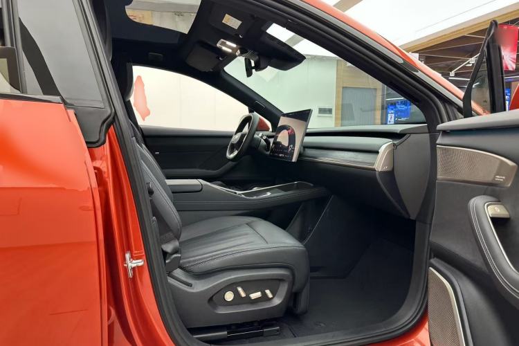 Used ONVO L60 2024 60 kWh All-Wheel Drive