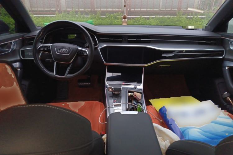 Used Audi A6L 2023 40 TFSI Luxury Dynamic Model Center Console