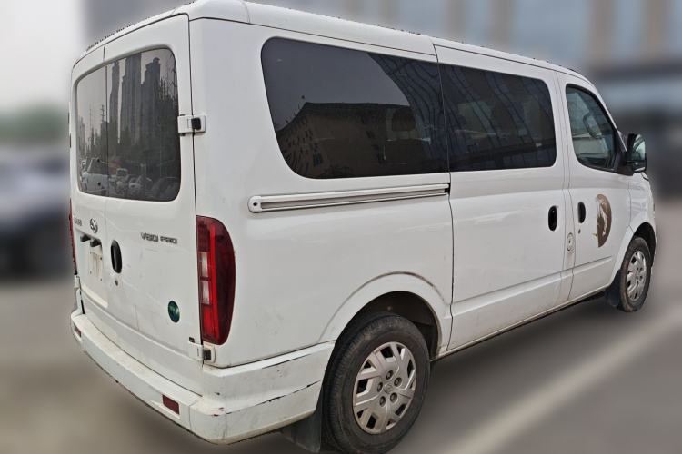 Used SAIC MAXUS Xintu V80 2023 2.0T Manual Classic Aoyuntong Short Wheelbase Ultra-Low Roof 5/6-Seater Rear Right 45 Deg