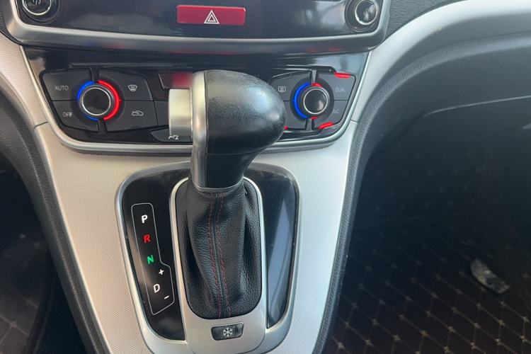 Used Haval H6 2015 Sport Edition 1.5T Automatic Two-Wheel Drive Luxury Model