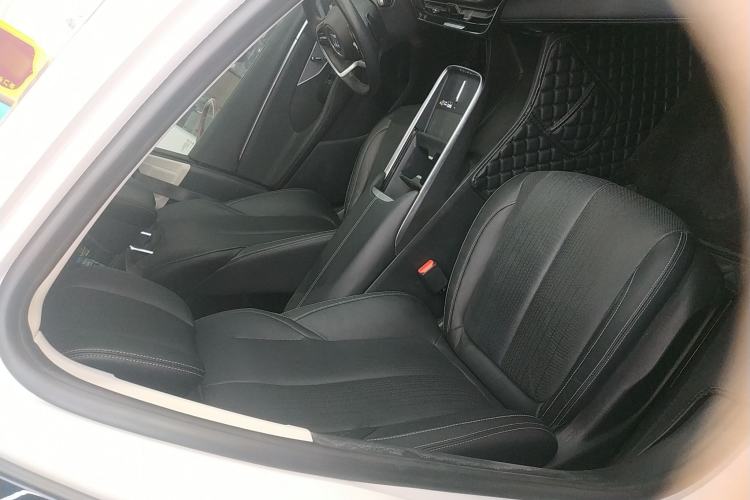 Used Buick LaCrosse 2023 28T Prestige Edition