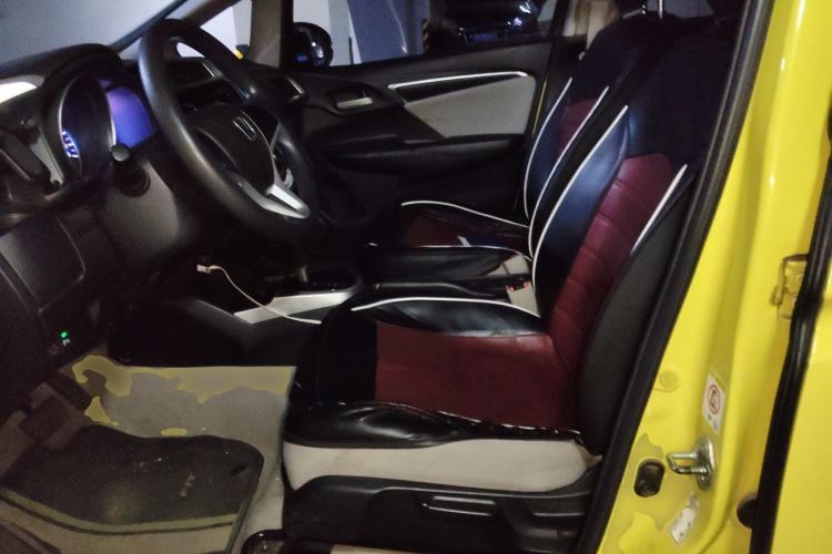 Used Honda Fit 2014 1.5L EX CVT Elite Model
