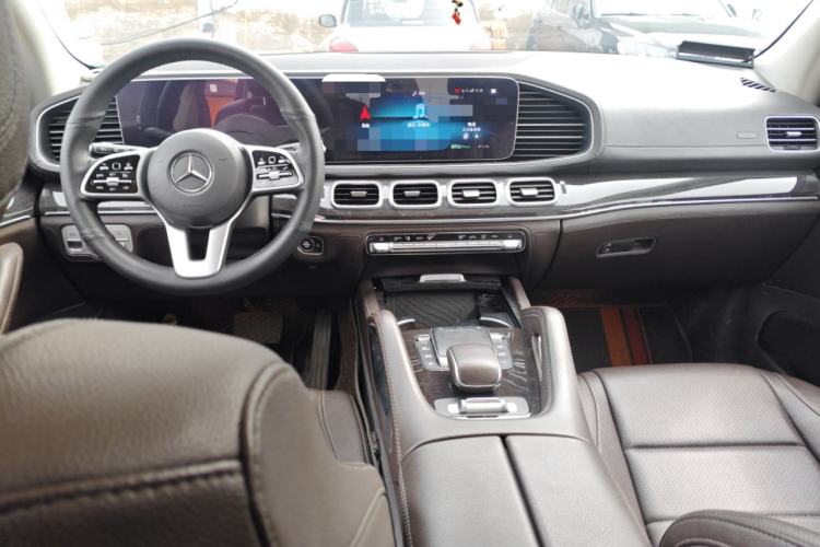 Used Mercedes-Benz GLS 2020 GLS 450 4MATIC Dynamic Edition Center Console