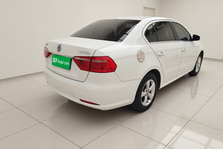 Used Volkswagen Lavida 2013 Revised Classic 1.6L Automatic Fashion Edition
