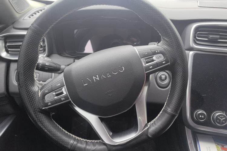 Used Lynk & Co 01 2017 2.0T Four-Wheel Drive Pro Edition Steering Wheel