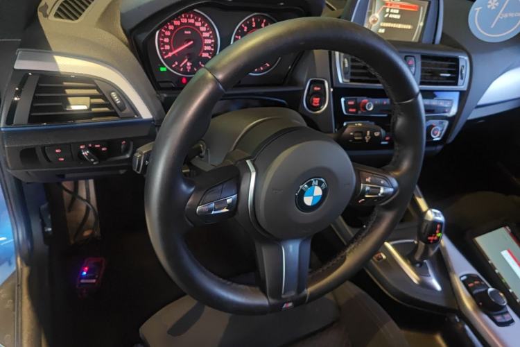 Used BMW 2 Series 2014 220i Sport Design Package