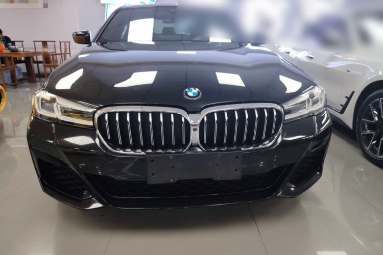 Used BMW 5 Series 2022 Restyled 540i Luxury Edition M Sport Package
