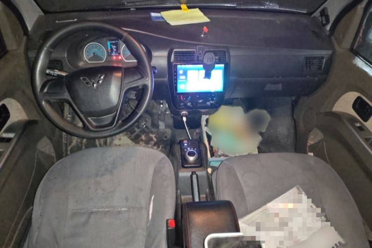 Used Wuling EV50 2020 All-Electric Van Logistics Vehicle with Ningde-Heated Battery
