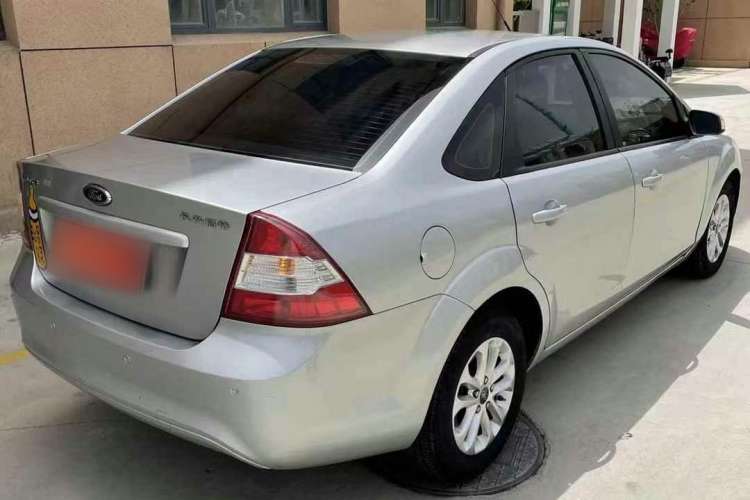 Used Ford Focus 2013 Sedan Classic 1.8L Automatic Base Model