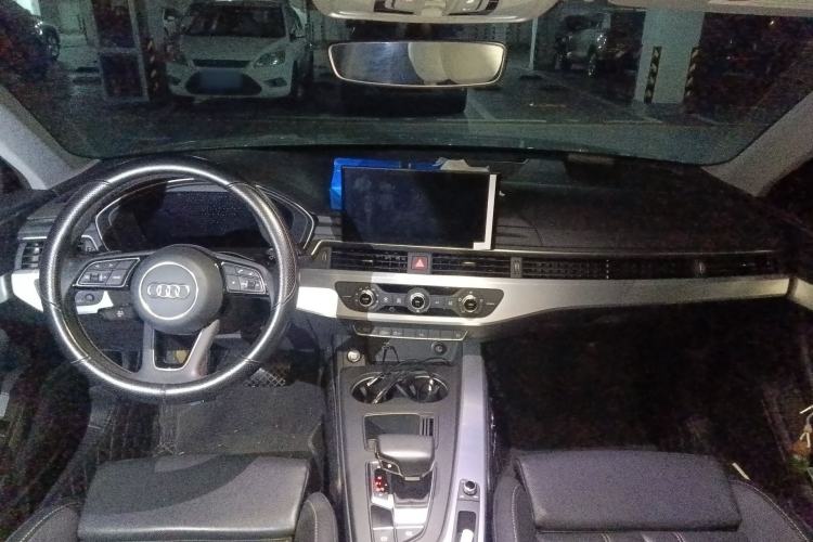 Used Audi A4L 2022 40 TFSI Fashion Dynamic Model
