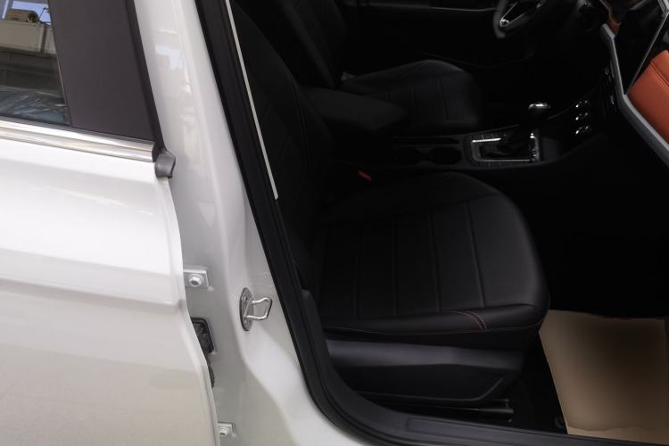 Used Volkswagen Bora 2025 Facelifted 200TSI DSG Yuexing Navigation Edition
