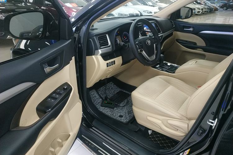Used Toyota Highlander 2018 2.0T Four-Wheel Drive Elite Edition 7 Seats China VI Standard