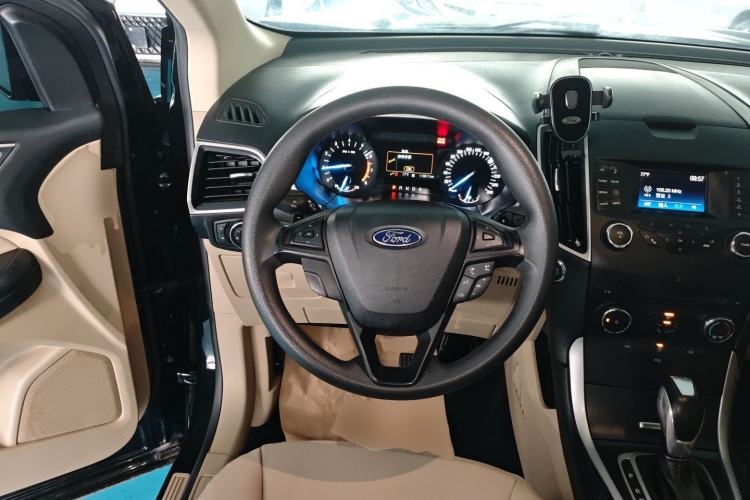 Used Ford Edge 2016 EcoBoost 245 Two-Wheel-Drive Titanium 5-Seater