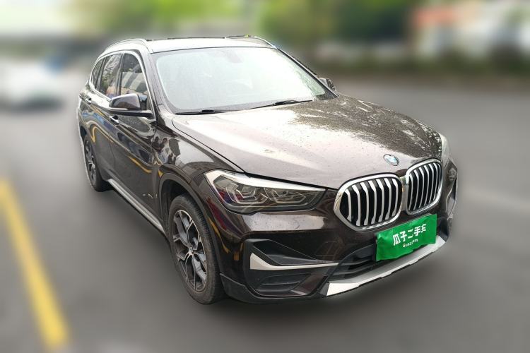 Used BMW X1 2020 sDrive20Li Premium Edition Front Right 45 Deg