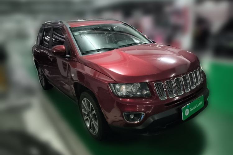 Used Jeep Compass 2014 2.0L two-wheel drive luxury version
