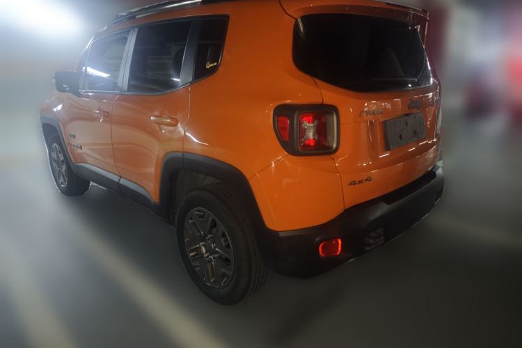 Used Jeep Renegade 2016 2.0L Automatic Four-Wheel Drive 75th Anniversary Tribute Edition Rear Left 45 Deg