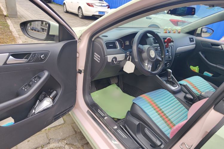 Used Volkswagen Sagitar 2014 1.6L Automatic Comfort Model Driver Seat