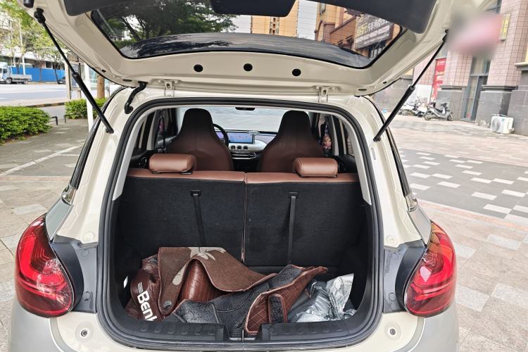 Used Wuling Bingo 2023 333 km Lingxi Connected+ Version Interior 3