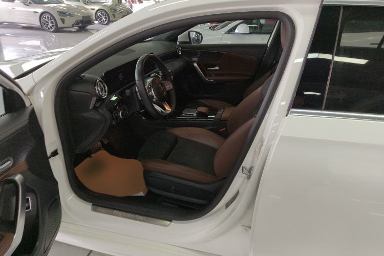 Used Mercedes-Benz A-Class 2021 A 200 L Sport Sedan Fashion Model Left Front Seat