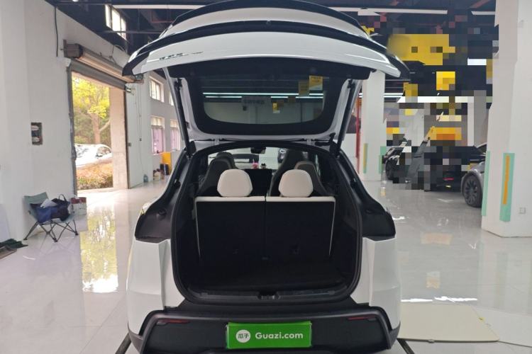 Used Tesla Model Y L 2025 Model Long-Range All-Wheel-Drive Version
