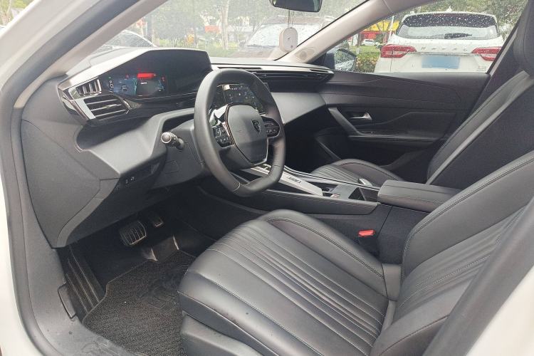 Used Peugeot 408X 2023 Gravity Edition
