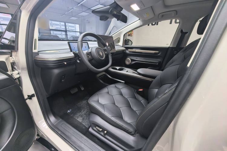 Used Baojun Cloud 2023 460 Max Lingxi Version