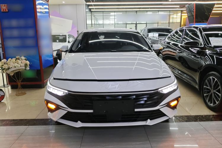 Used Hyundai Elantra 2023 1.5L CVT GLX Elite Edition Front