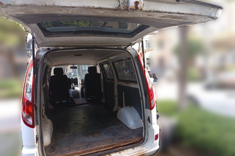 Used Foton Scenic G5 2022 2.0L Gasoline Commercial Version Open-Window 5/6-Seater 1TZS Trunk