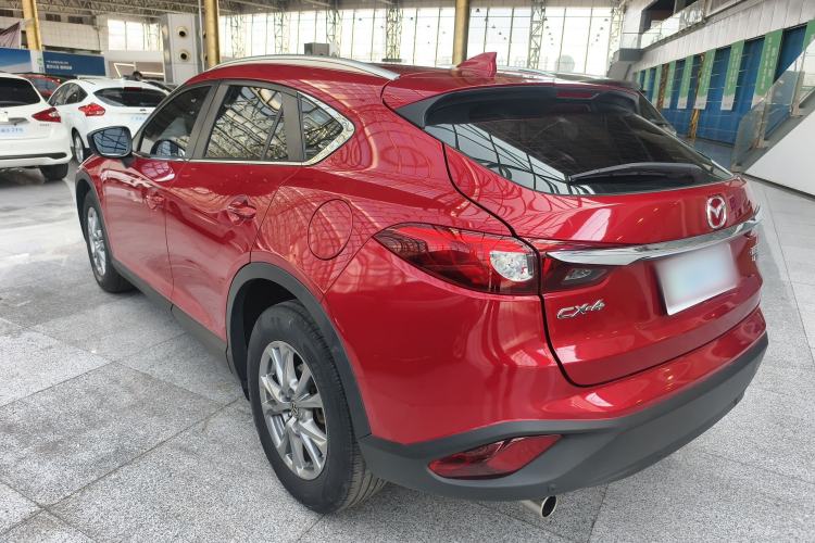 Used Mazda CX-4 2018 2.0L Automatic Two-Wheel Drive Blue Sky Premium Upgrade Version China V Standard
