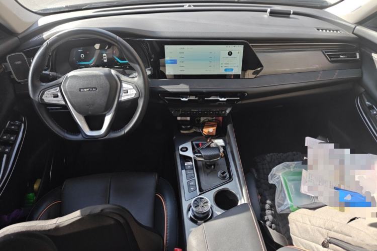 Used CHANGAN OSHAN X7 PLUS 2022 1.5T Blue Whale Edition Automatic Geeker Navigation Model
