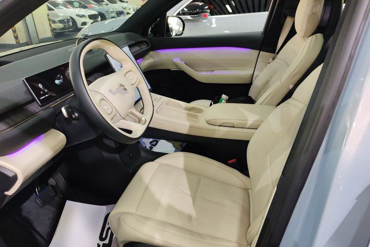Used Nio ES6 2023 75 kWh Left Front Seat