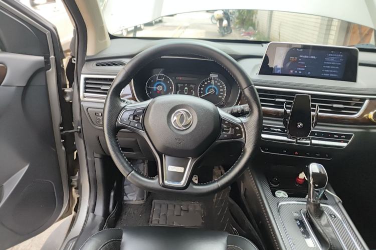 Used Dongfeng Fengon 580 2017 1.5T CVT Smart Style Model
