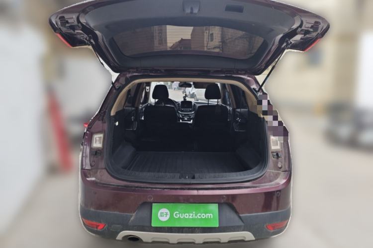 Used Baojun 560 2015 1.8L manual luxury version